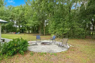 2250 SE 157th Lane Rd, Summerfield, FL 34491 - Photo 32