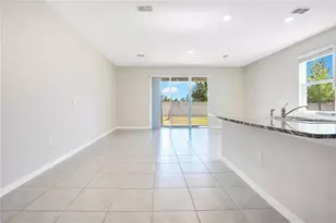 5359 Pinecone Ct, Wildwood, FL 34785 - Photo 8