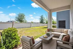 5359 Pinecone Ct, Wildwood, FL 34785 - Photo 32
