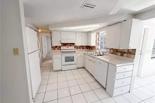 9236 Mark Twain Ln, Port Richey, FL 34668 - Photo 2