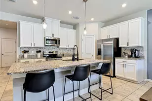2940 Slough Creek Dr, Kissimmee, FL 34744 - Photo 4