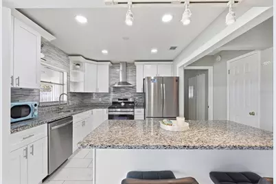 7641 Compass Drive, Orlando, FL 32810 - Photo 10