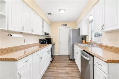 5827 Flori Lane, Orlando, FL 32808 - Photo 10
