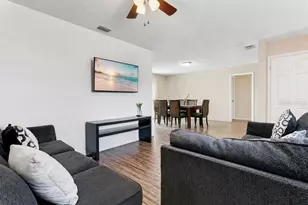 5827 Flori Ln, Orlando, FL 32808 - Photo 6