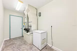 2706 Hargill Dr, Orlando, FL 32806 - Photo 24