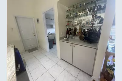 4696 Long Lake Drive, Sarasota, FL 34233 - Photo 32