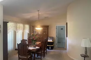 4696 Long Lake Dr, Sarasota, FL 34233 - Photo 12