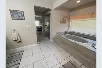 4696 Long Lake Drive, Sarasota, FL 34233 - Photo 38