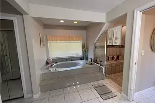 4696 Long Lake Dr, Sarasota, FL 34233 - Photo 42
