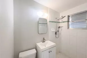 911 New York St, Edgewater, FL 32132 - Photo 12