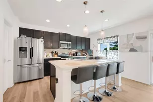 639 Samuel Pl, Davenport, FL 33837 - Photo 14
