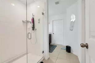 639 Samuel Pl, Davenport, FL 33837 - Photo 24