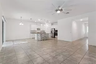 2265 Emerald Springs Dr, Apopka, FL 32712 - Photo 4