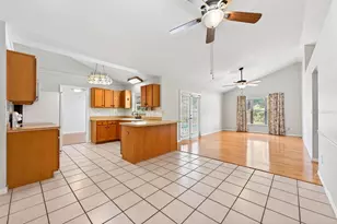 10126 Silver Bluff Dr, Leesburg, FL 34788 - Photo 8