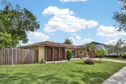 1905 Poinsetta Lane, Maitland, FL 32751 - Photo 2