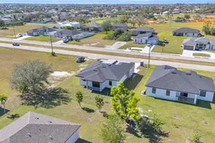 1021 Chiquita Blvd N, Cape Coral, FL 33993 - Photo 38