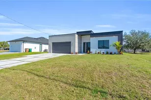 1021 Chiquita Blvd N, Cape Coral, FL 33993 - Photo 2