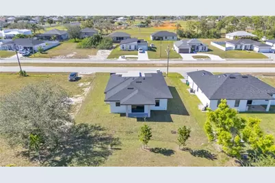 1021 Chiquita Boulevard N, Cape Coral, FL 33993 - Photo 36