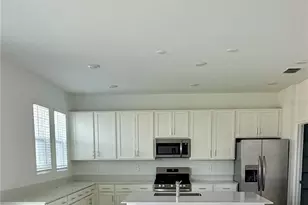 7436 Capstone Dr, Groveland, FL 34736 - Photo 2