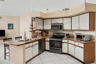 184 Coral Reef Cir, Kissimmee, FL 34743 - Photo 12