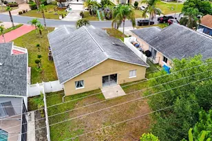 184 Coral Reef Cir, Kissimmee, FL 34743 - Photo 30