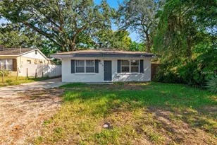 341 Avenue L NE, Winter Haven, FL 33881 - Photo 1