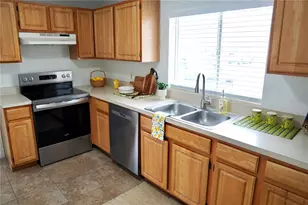 8672 Pocasset Pl, Orlando, FL 32827 - Photo 4