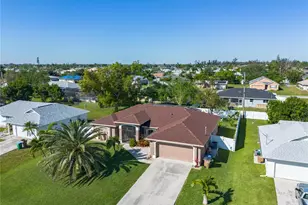 810 SW 10th Pl, Cape Coral, FL 33991 - Photo 20
