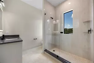 737 N Summerlin Ave, Orlando, FL 32803 - Photo 44
