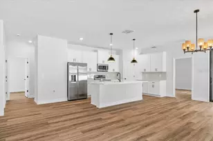 4715 New Milford St, North Port, FL 34288 - Photo 8