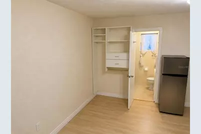 8618 Grandview Drive, Tampa, FL 33617 - Photo 40