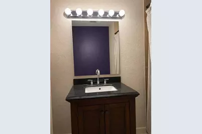 8618 Grandview Drive, Tampa, FL 33617 - Photo 22