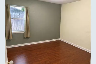 8618 Grandview Drive, Tampa, FL 33617 - Photo 18