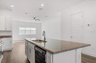 13043 Michael Callin Aly, Orlando, FL 32828 - Photo 4