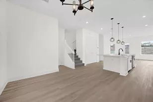 879 City Walk Ln, Oviedo, FL 32765 - Photo 10