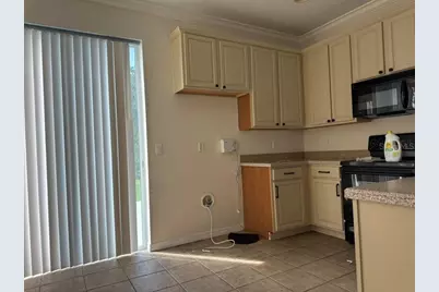 11537 Declaration Drive, Tampa, FL 33635 - Photo 8