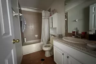 11537 Declaration Dr, Tampa, FL 33635 - Photo 16