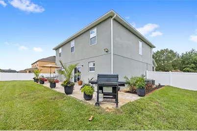 122 Los Arbor Drive, Deland, FL 32724 - Photo 2
