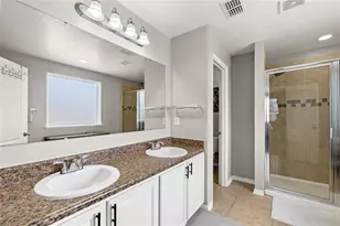 122 Los Arbor Dr, Deland, FL 32724 - Photo 22
