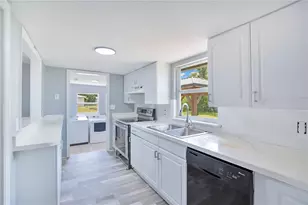 334 Mandrake St, Orlando, FL 32811 - Photo 8