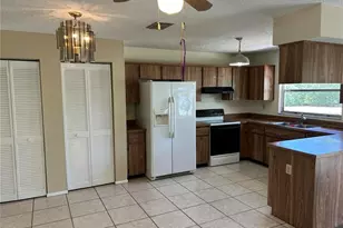 8907 Wayward Cir, Hudson, FL 34667 - Photo 2