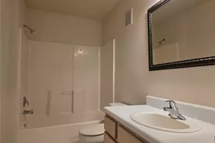 5447 Vineland Rd, Orlando, FL 32811 - Photo 18