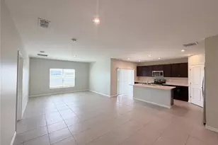 221 Aquamarine Ln, Kissimmee, FL 34758 - Photo 8