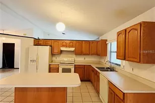 1748 Bright Meadow Ct, Orlando, FL 32818 - Photo 2