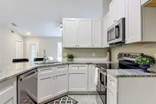 1490 Broadway Ave, Orange City, FL 32763 - Photo 6