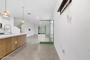 4935 Nebula Ln, Jacksonville, FL 32256 - Photo 4