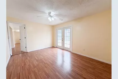 1301 Lucaya Avenue, Venice, FL 34285 - Photo 4