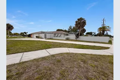 1301 Lucaya Avenue, Venice, FL 34285 - Photo 22