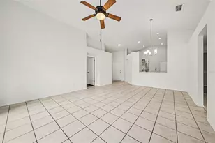 2107 Kilamanjaro Ct, Apopka, FL 32712 - Photo 2