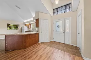 4750 Abaco Dr, Tavares, FL 32778 - Photo 2